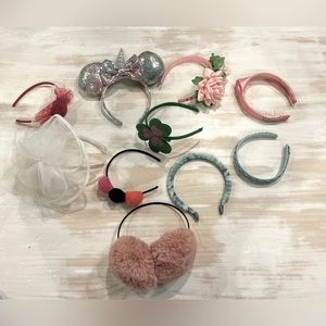 Variety of girl’s headbands. Disney, holidays, etc